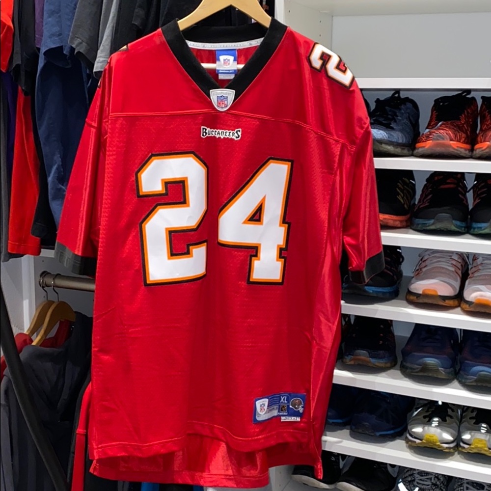 Reebok buccaneers football jersey